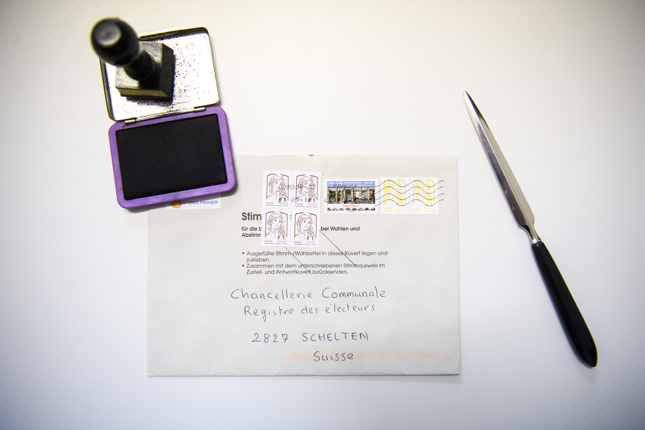 un bulletin de vote suisse venu de France