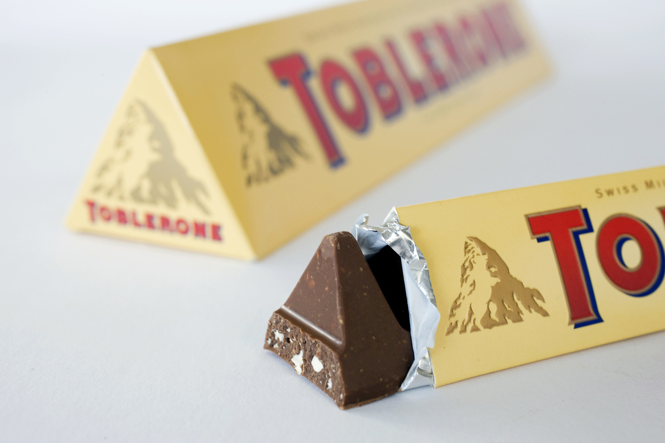 Una confezione di Toblerone dove si vede stilizato il Cervino.