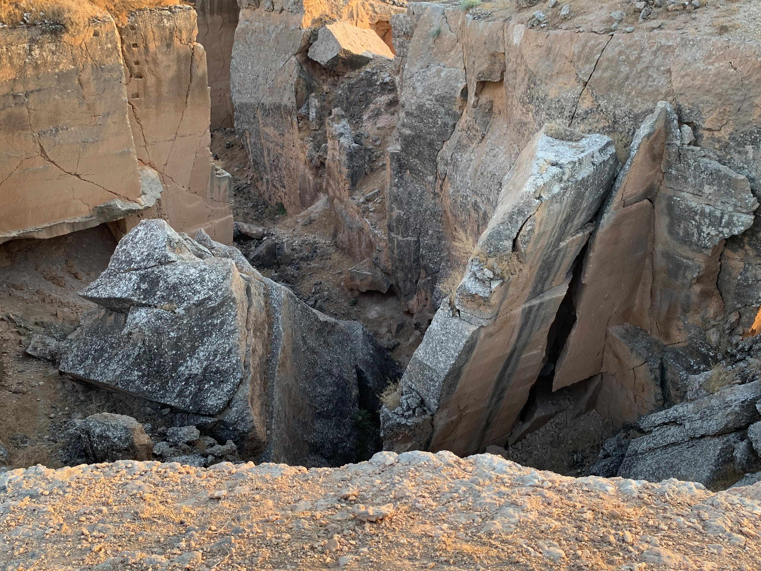 Land Art Projekt, Bazda-Höhle, Türkei