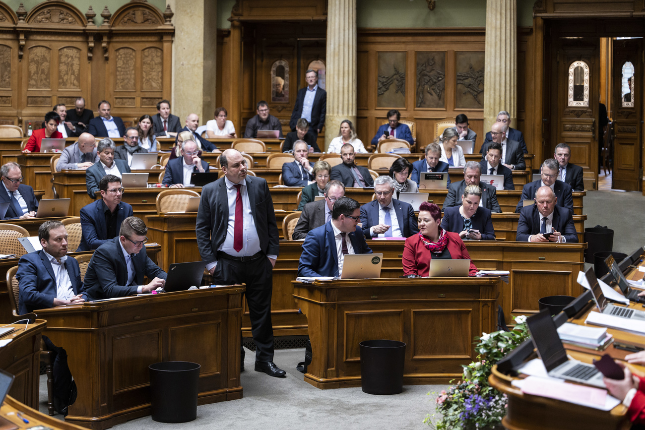 Session dans la salle du Conseil national