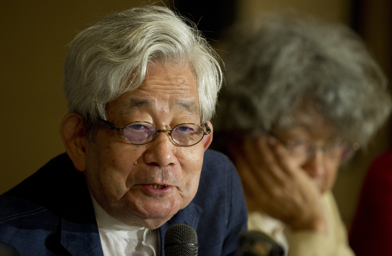 Primmo piano di Kenzaburo Oe