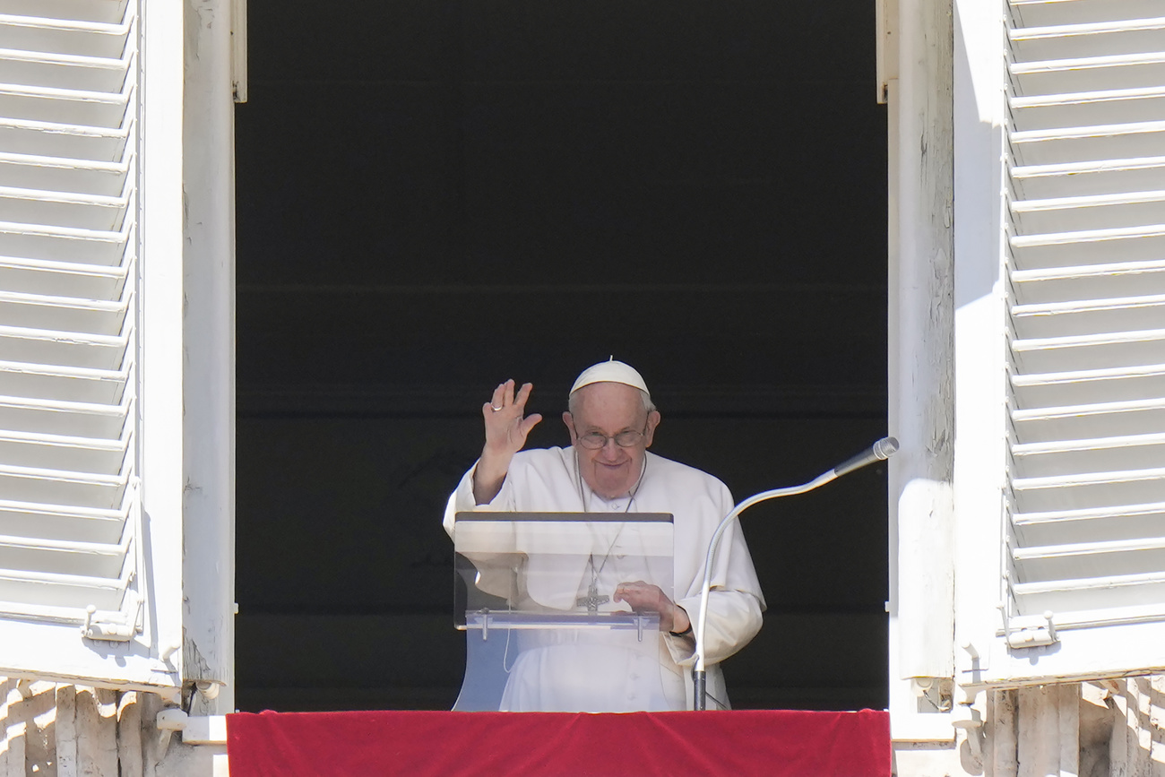 Papa Francesco durante l Angelus.