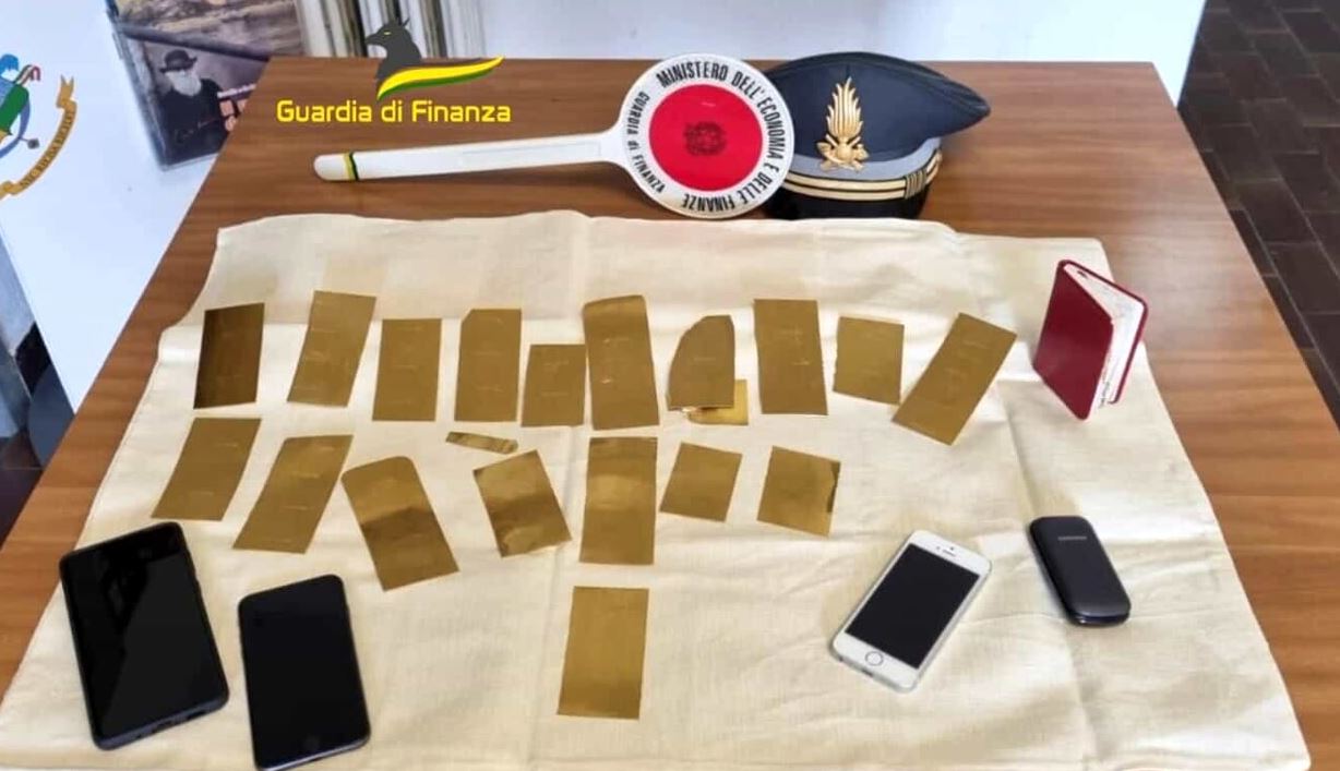 lingottini d oro e telefonini