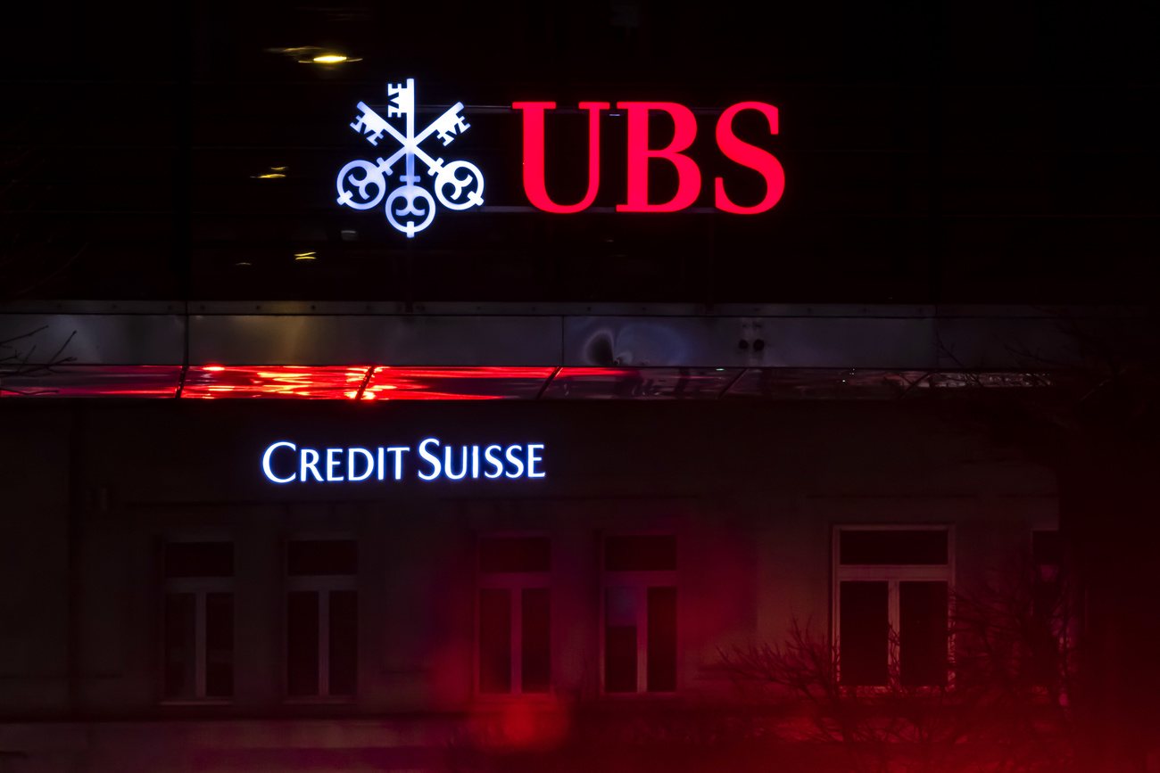 UBS and Credit Suisse signs