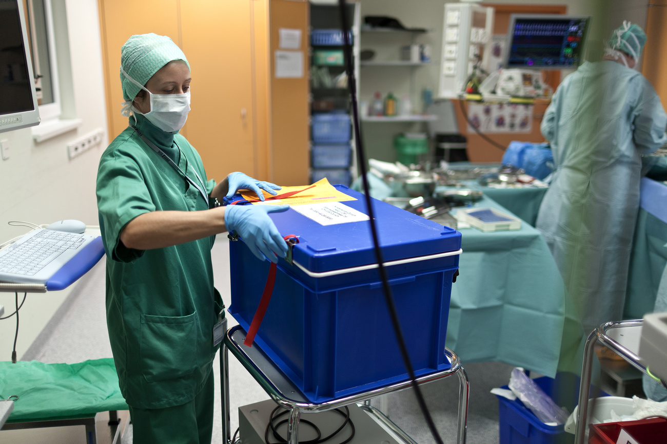 organ transplant box
