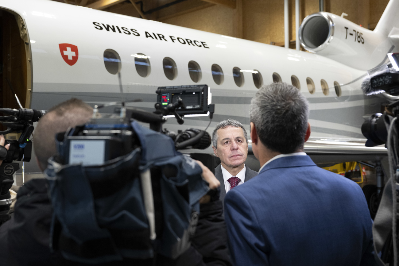 swiss foreign minister cassis and airplane
