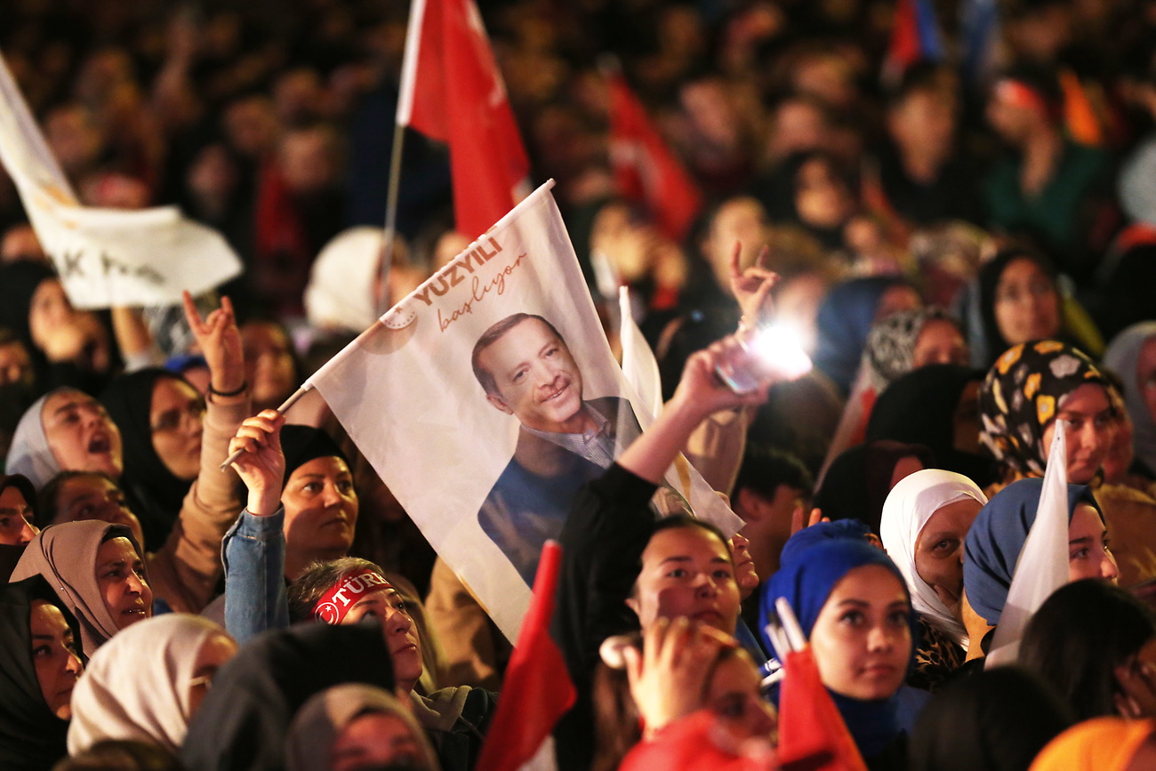 Une affiche montrant Erdogan