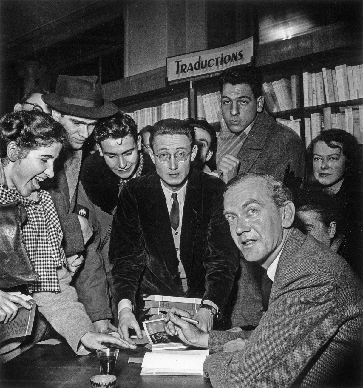 Graham Greene signing books