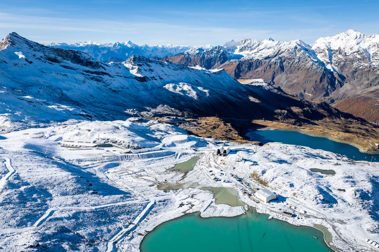 paesaggio alpino invernale