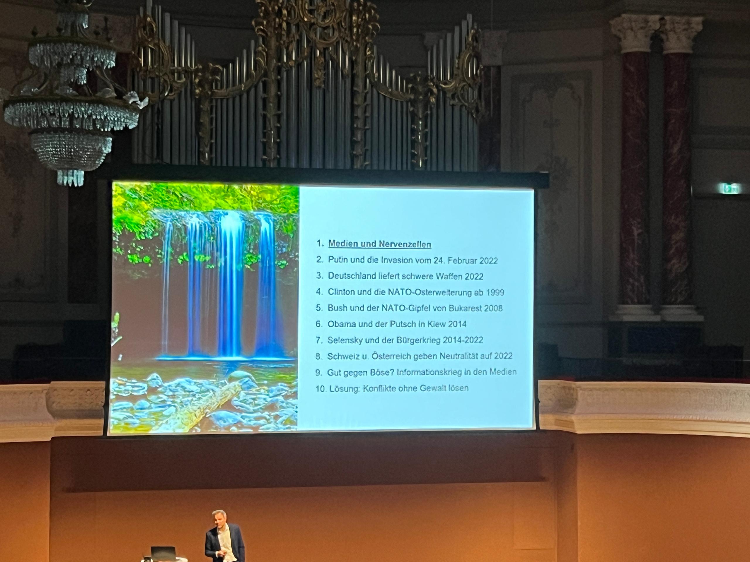 Der Vortragsplan von Daniele Ganser.