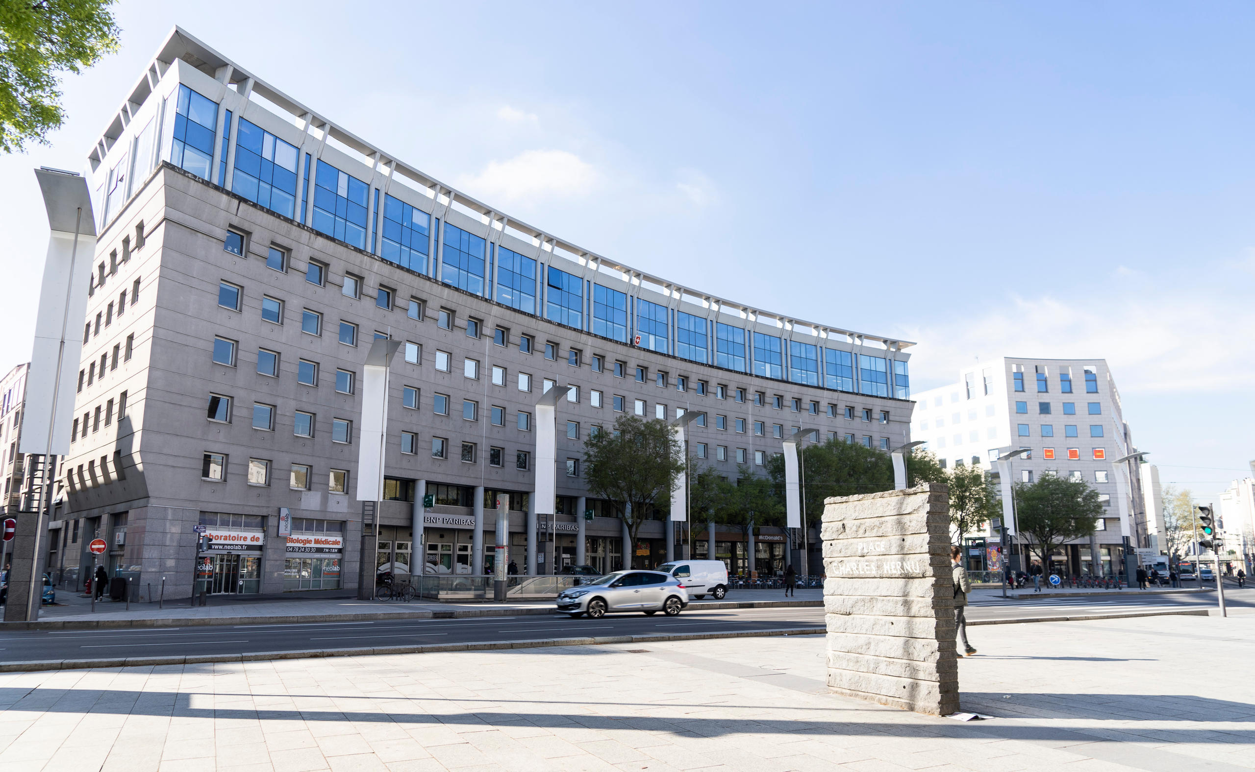 Das Gebäude des Konsulats in Lyon von aussen