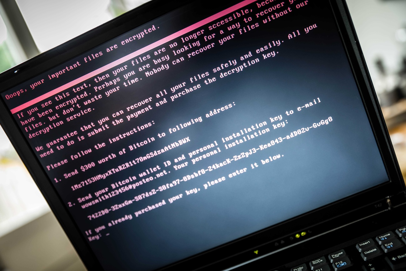 schermo del computer dopo un attacco ransomware