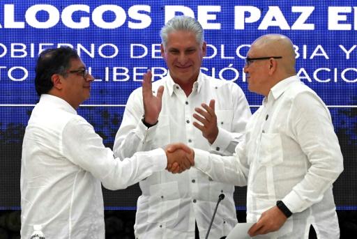Gobierno de Colombia y guerrilla del ELN firman tregua de seis meses ...