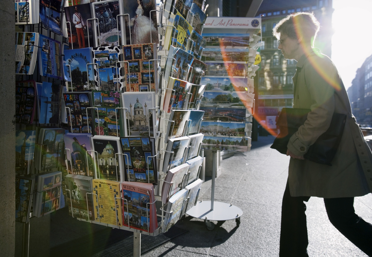 display di cartoline con immagini di vienna