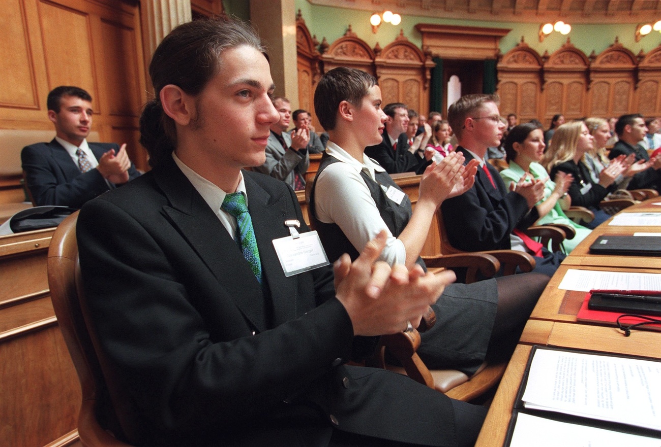 Giovani in Parlamento a Berna.