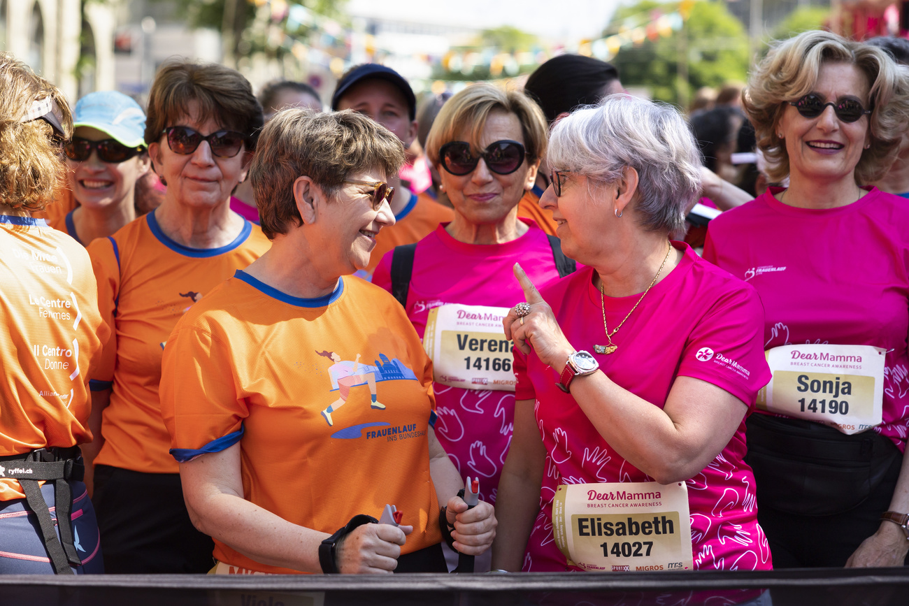 Viola Amherd und Elisabeth Baume-Schneider am Frauenlauf