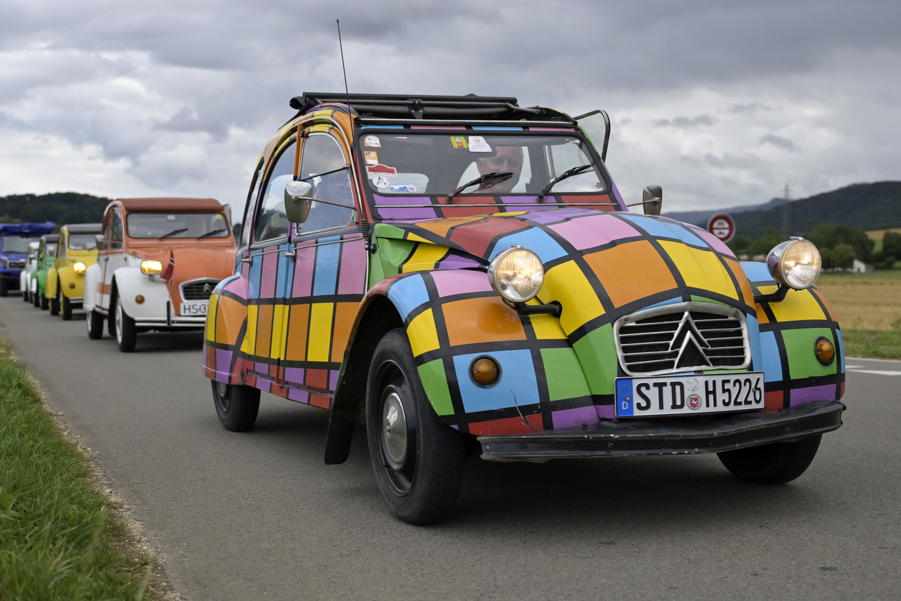 Multic 2cv Global 2CV gathering attracts more than 15,000 visitors - SWI swissinfo.ch