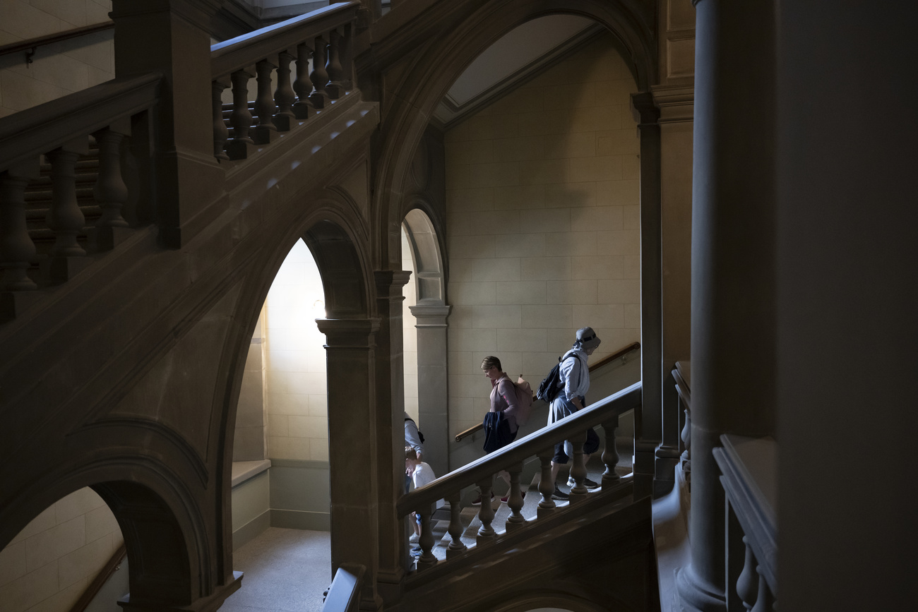 Personen besuchen das Bundeshaus Ost, im Rahmen des 175 Jahre-Jubilaeums der Bundesverfassung von 1848, am 2. Juli 2023