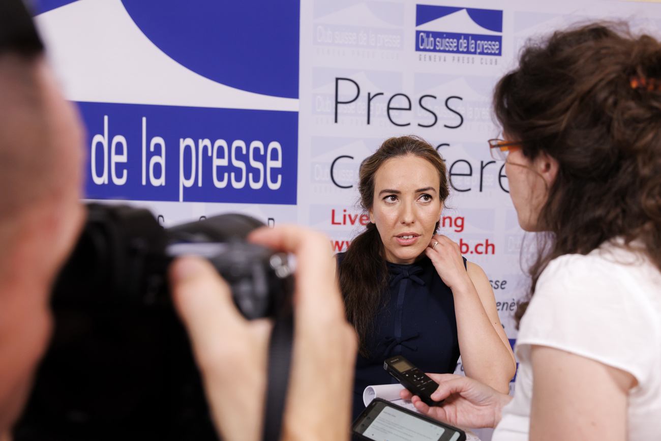 Stella Moris-Assange al Club suisse de la presse di Ginevra.