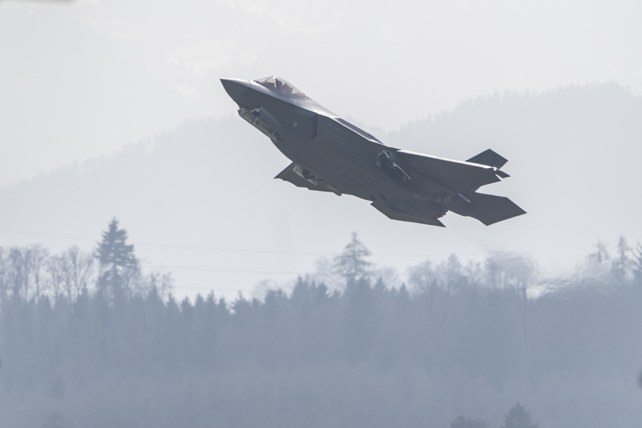 Ein Kampfflugzeug des Typ F-35A