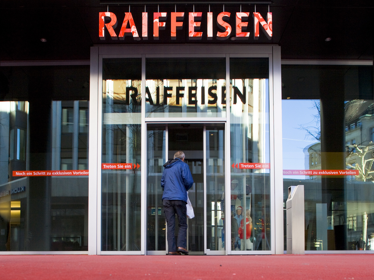 Raiffeissen bank branch in Switzerland