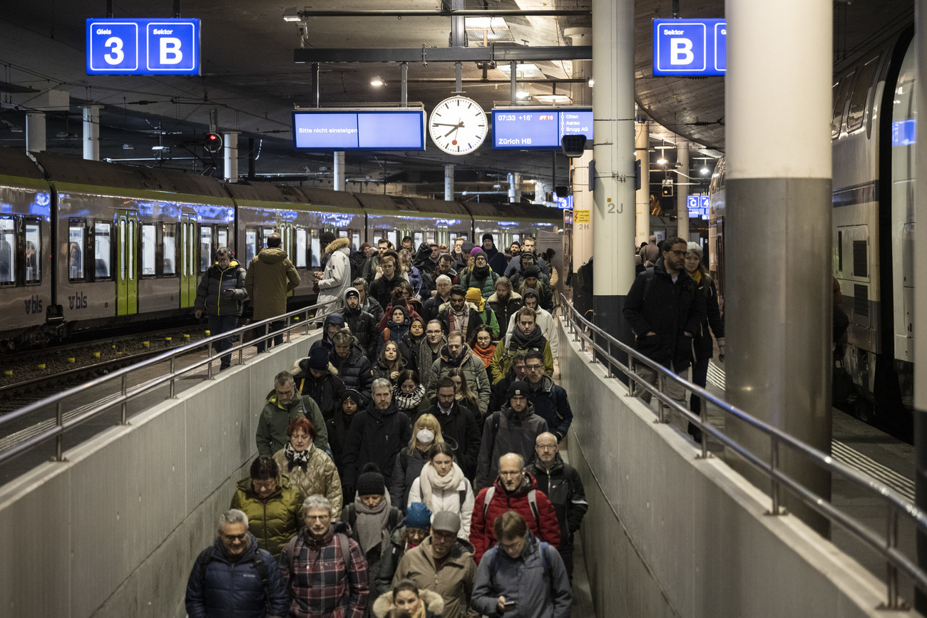 Foule dans une gare