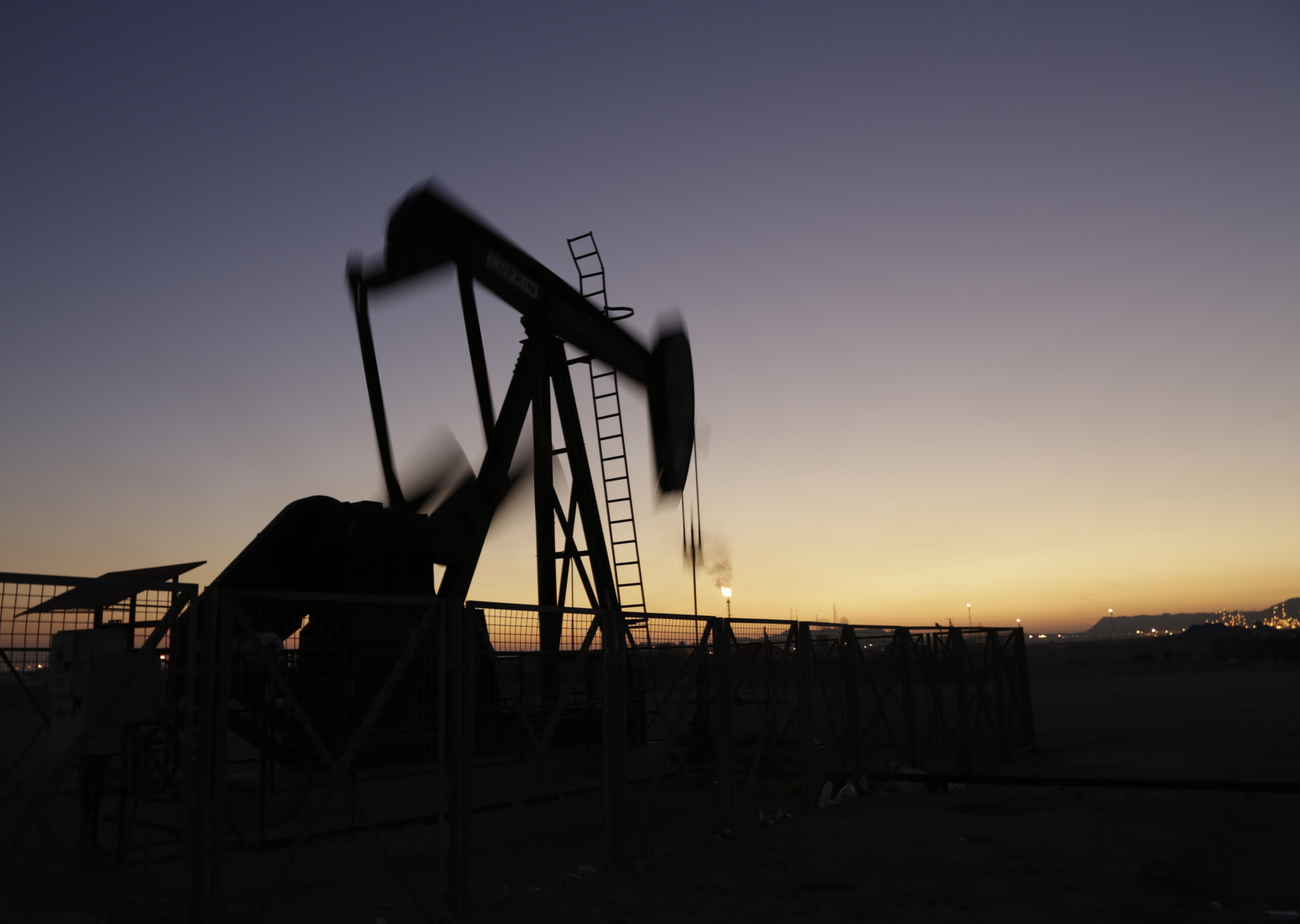 oil pump in fading evening light