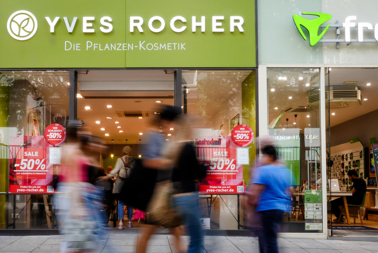 Cosmetic brand Yves Rocher to will close all swiss branches