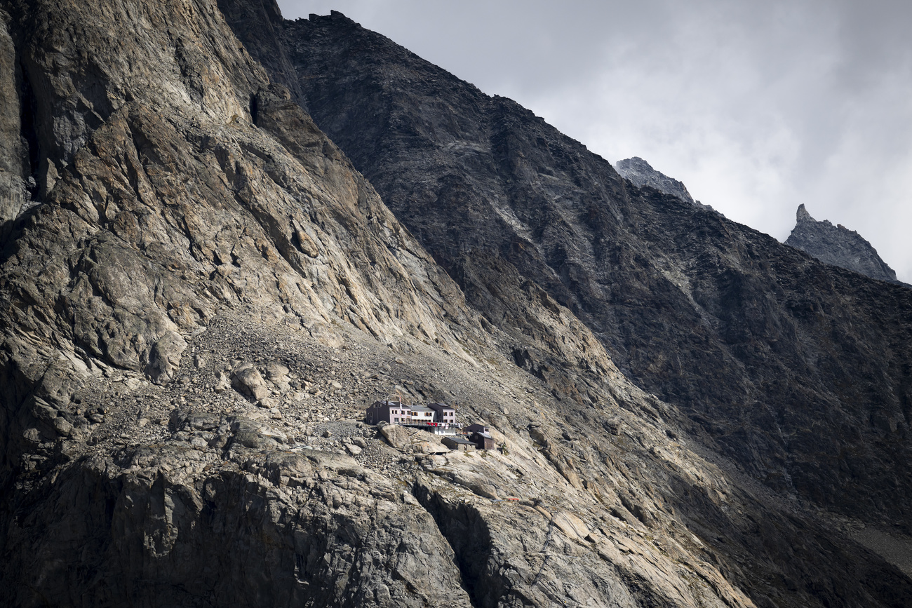 ヴァレー（ヴァリス）州のアレッチ氷河にある、スイスアルペンクラブ（SAC）の山小屋。2022年9月撮影