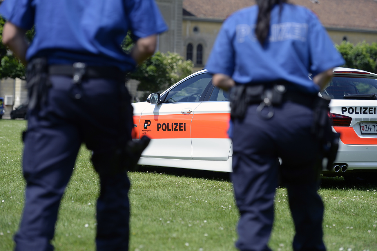 Zurich cantonal police officers