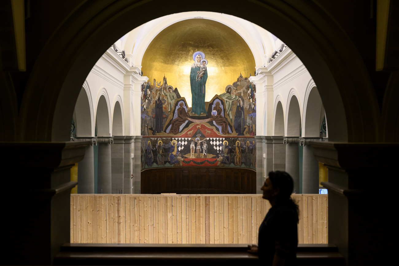 Ombre sulla chiesa svizzera