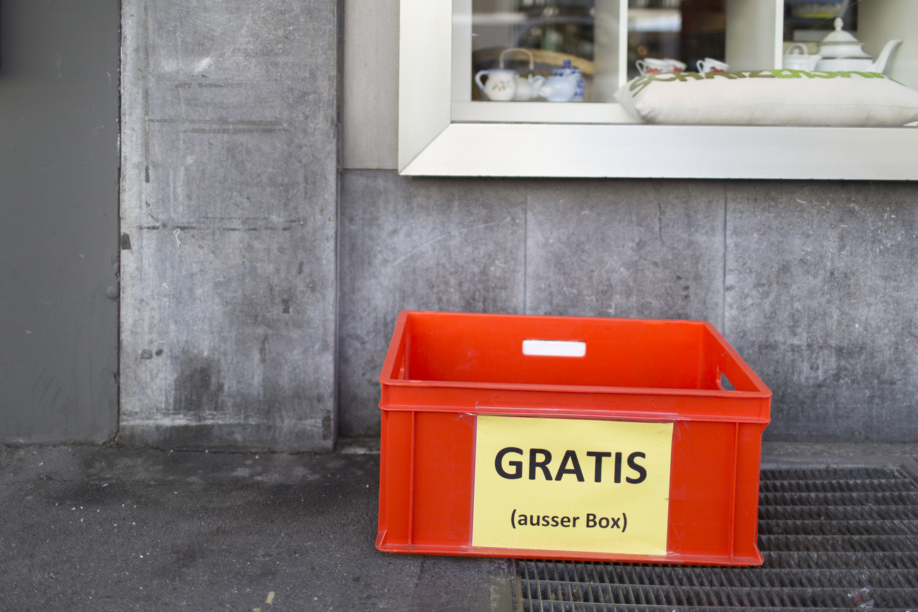 Zurigo. Il contenuto è gratis, ma non portate via la scatola.