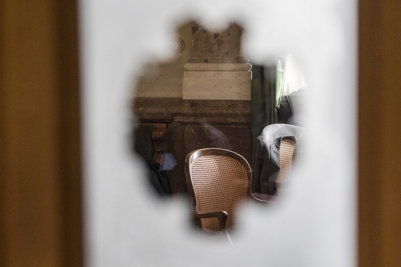 Blick durch die Türe in den Nationalratsaal
