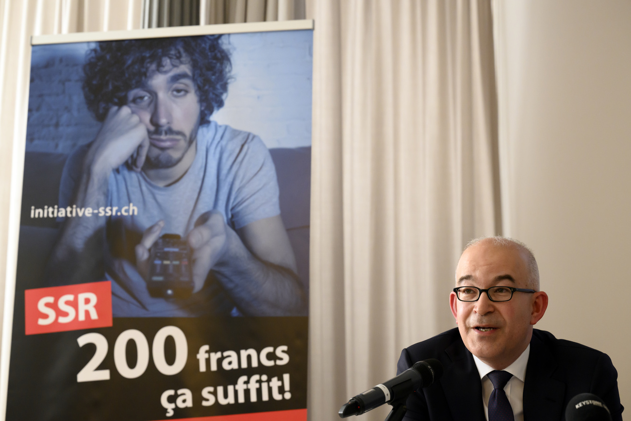 Initiative UDC redevance SSR à 200 francs