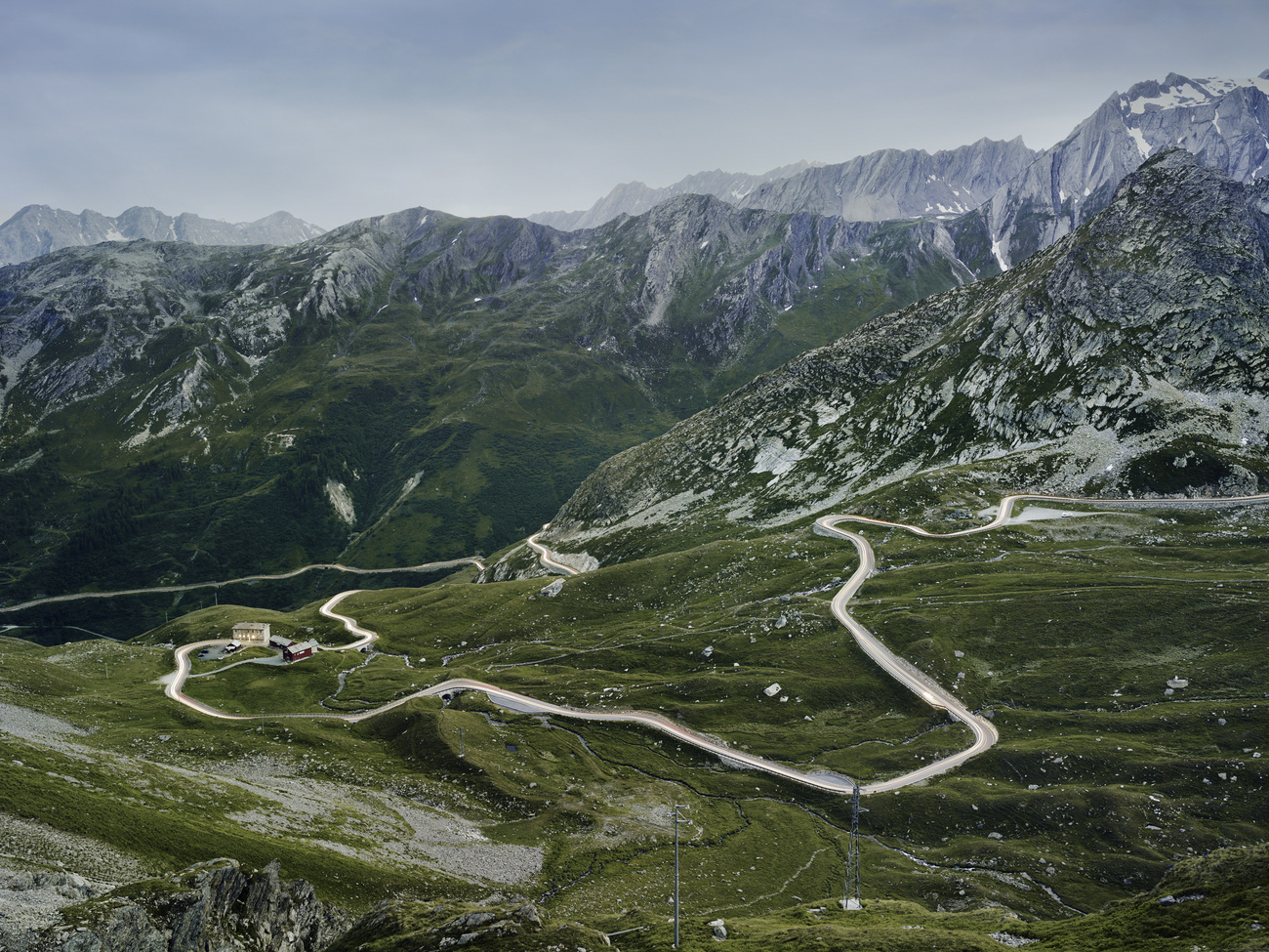 La strada del Passo del San Gran Bernardo.