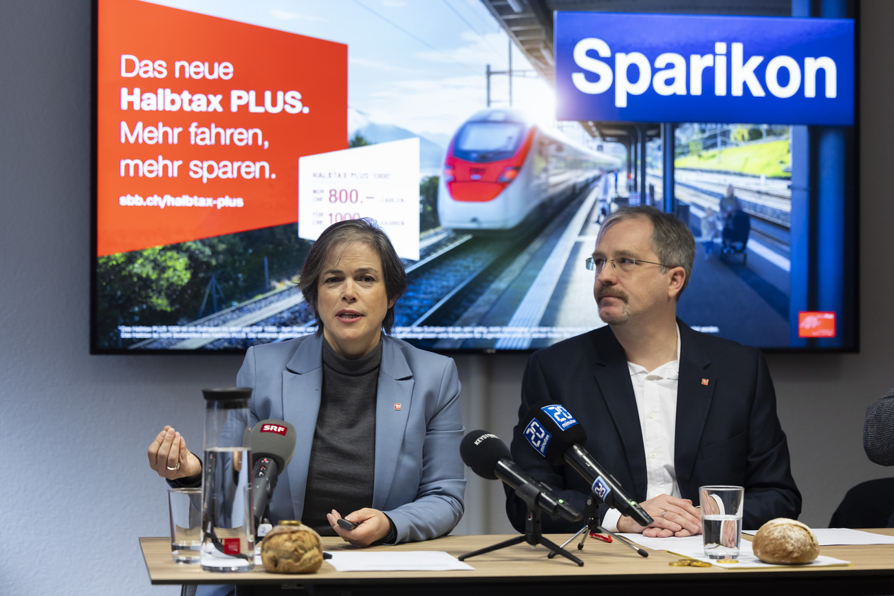 Die SBB stellen ihr neues Billett vor.