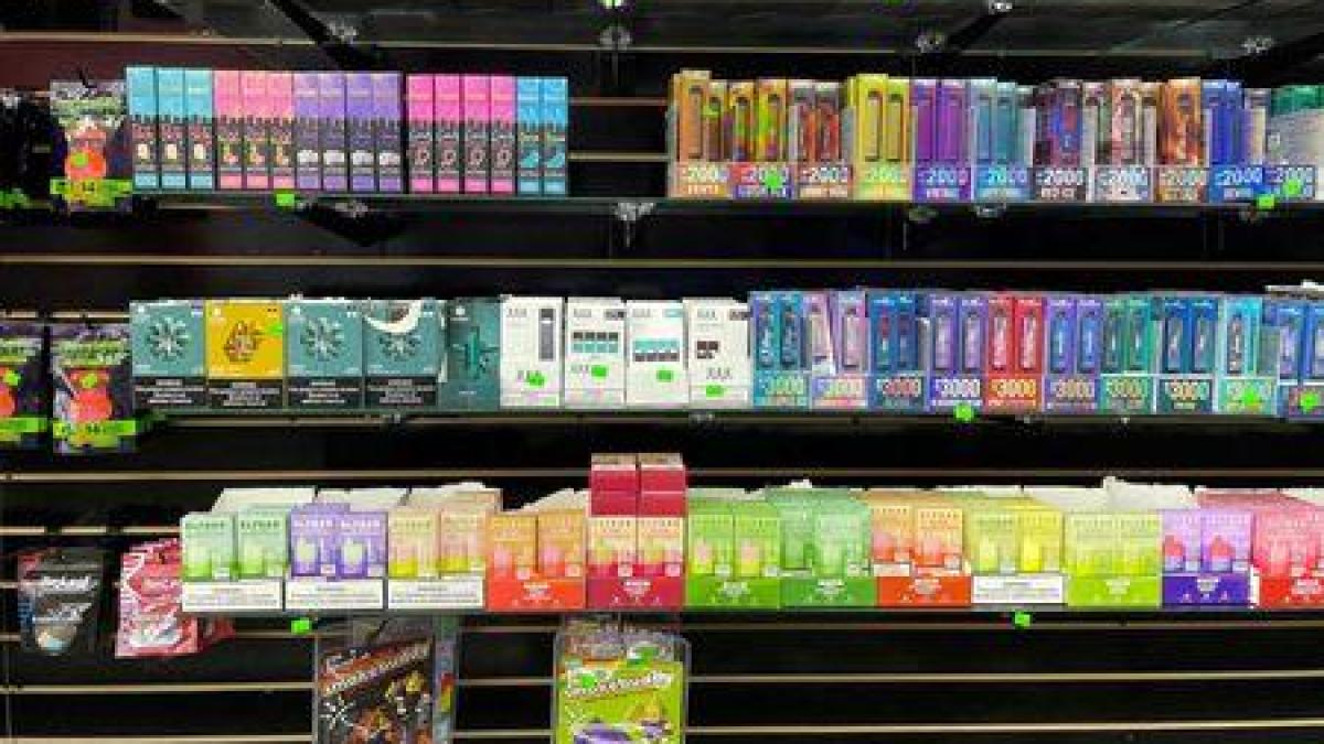 Most e-cigarettes sold in Switzerland flout nicotine rules - SWI  swissinfo.ch