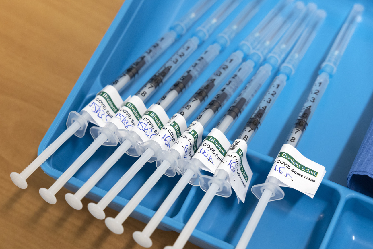 Photo of vaccination needles.
