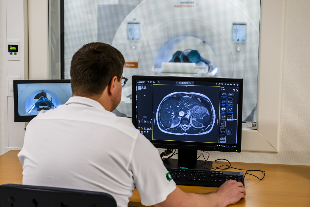 Remote Mri Scanning Swiss hospital gets AI-assisted MRI scanner - SWI swissinfo.ch