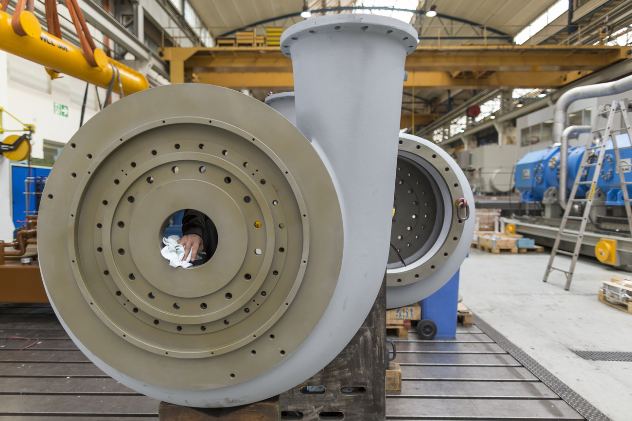 factory floor manufacturing big machines