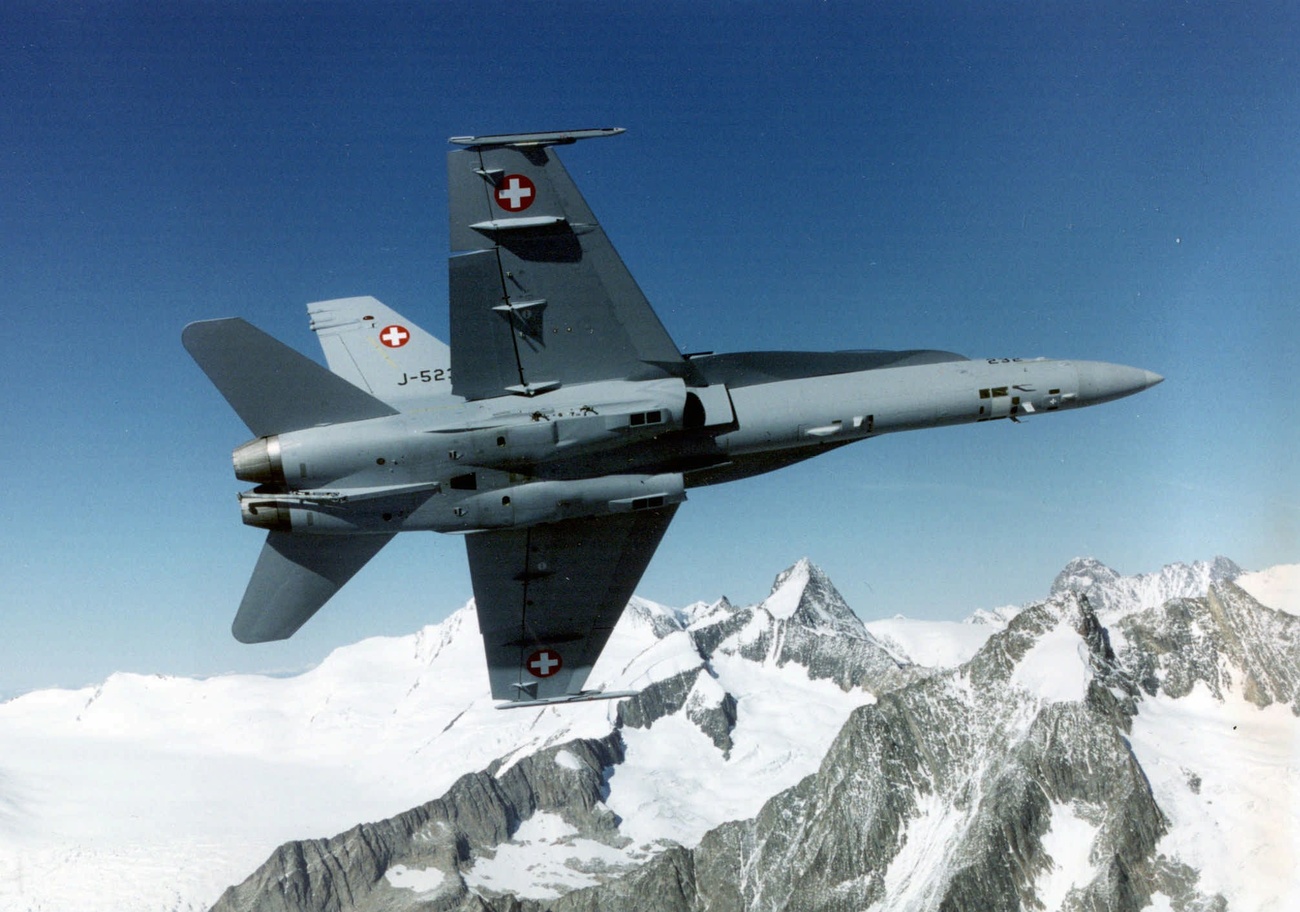 Un F/A-18 Hornet di stanza a Meiringen (BL).