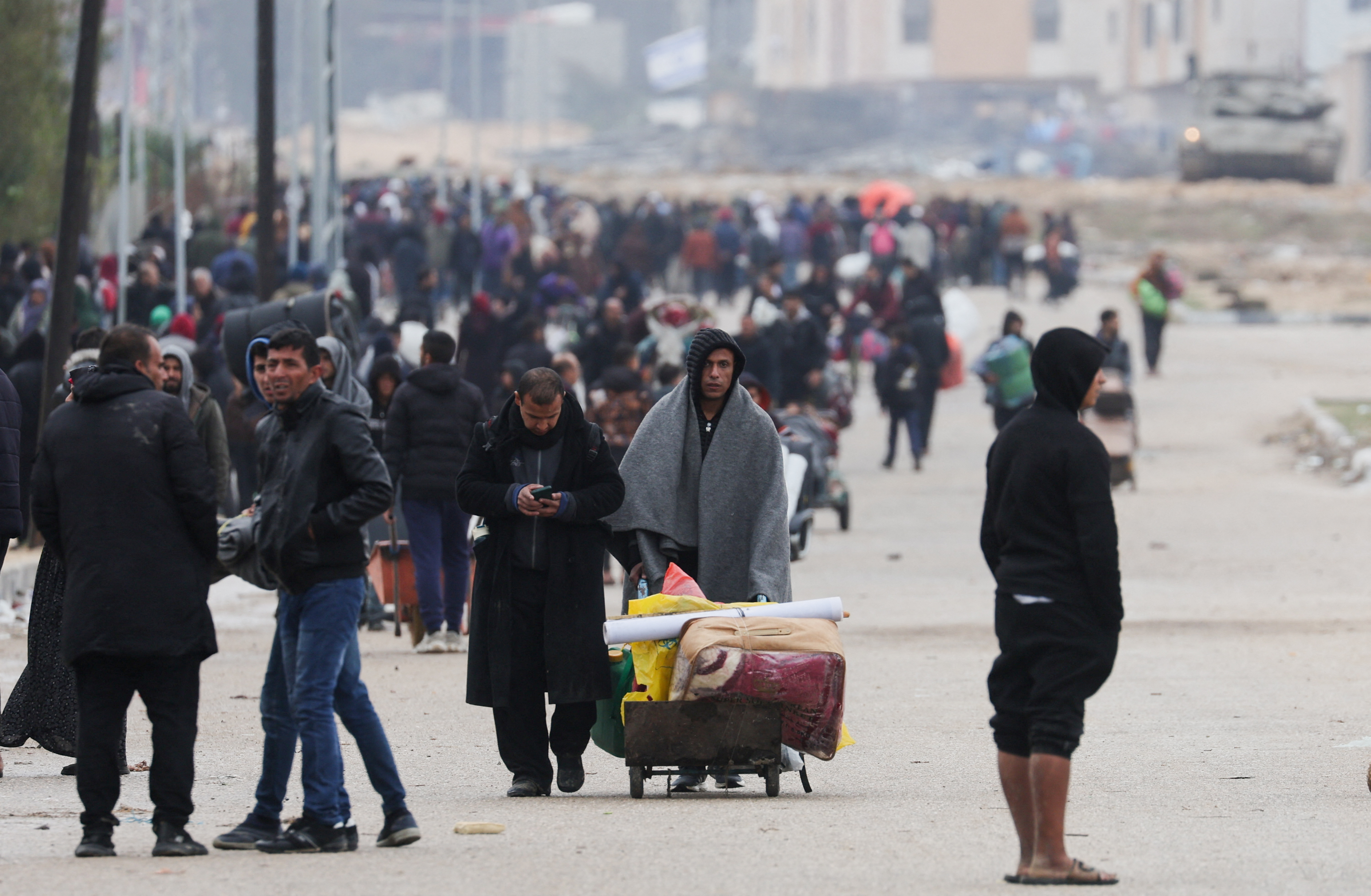 نزوح المزيد من الفلسطينيين مع احتدام القتال في جنوب قطاع غزة - SWI swissinfo.ch