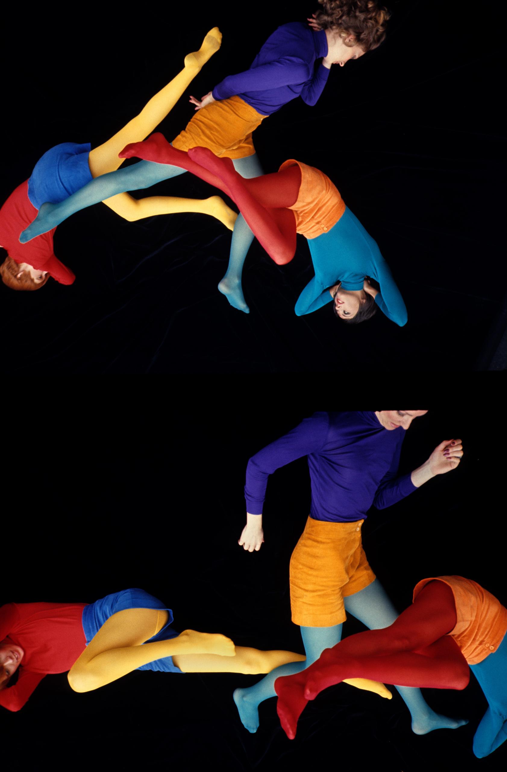 Personnes avec des collants colorés