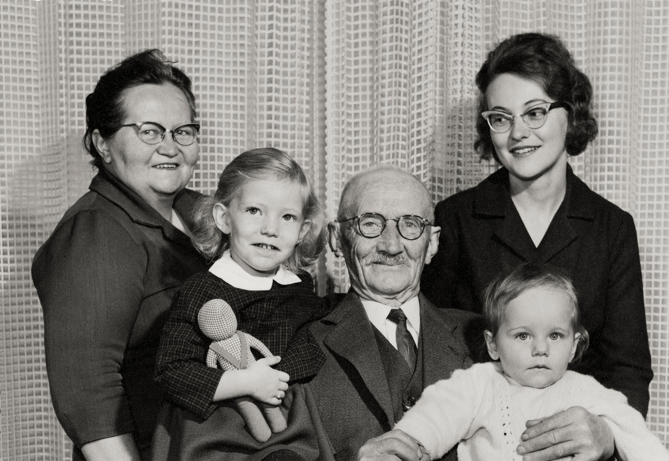 Vier Generationen