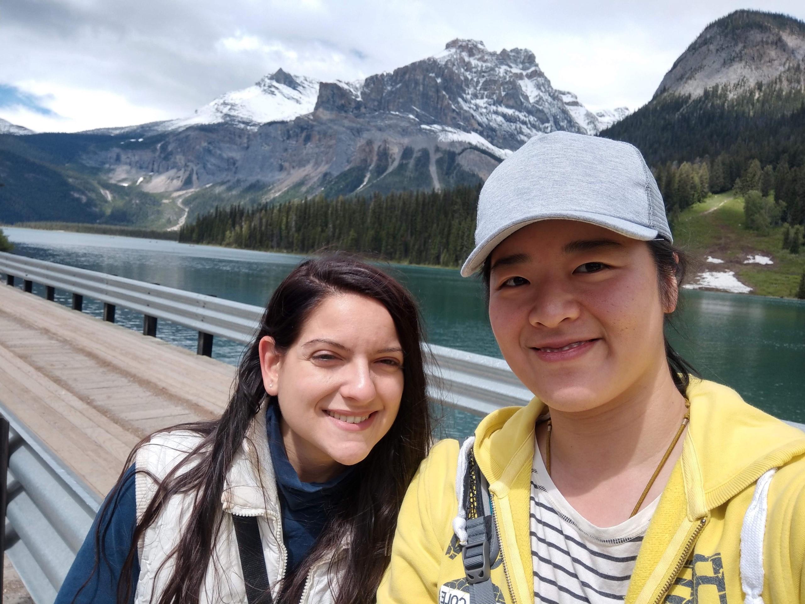 台湾女孩蔡沅臻和她的希腊籍女友目前均就读于苏黎世大学。她们还在考虑是否要在瑞士注册为民事伴侣。