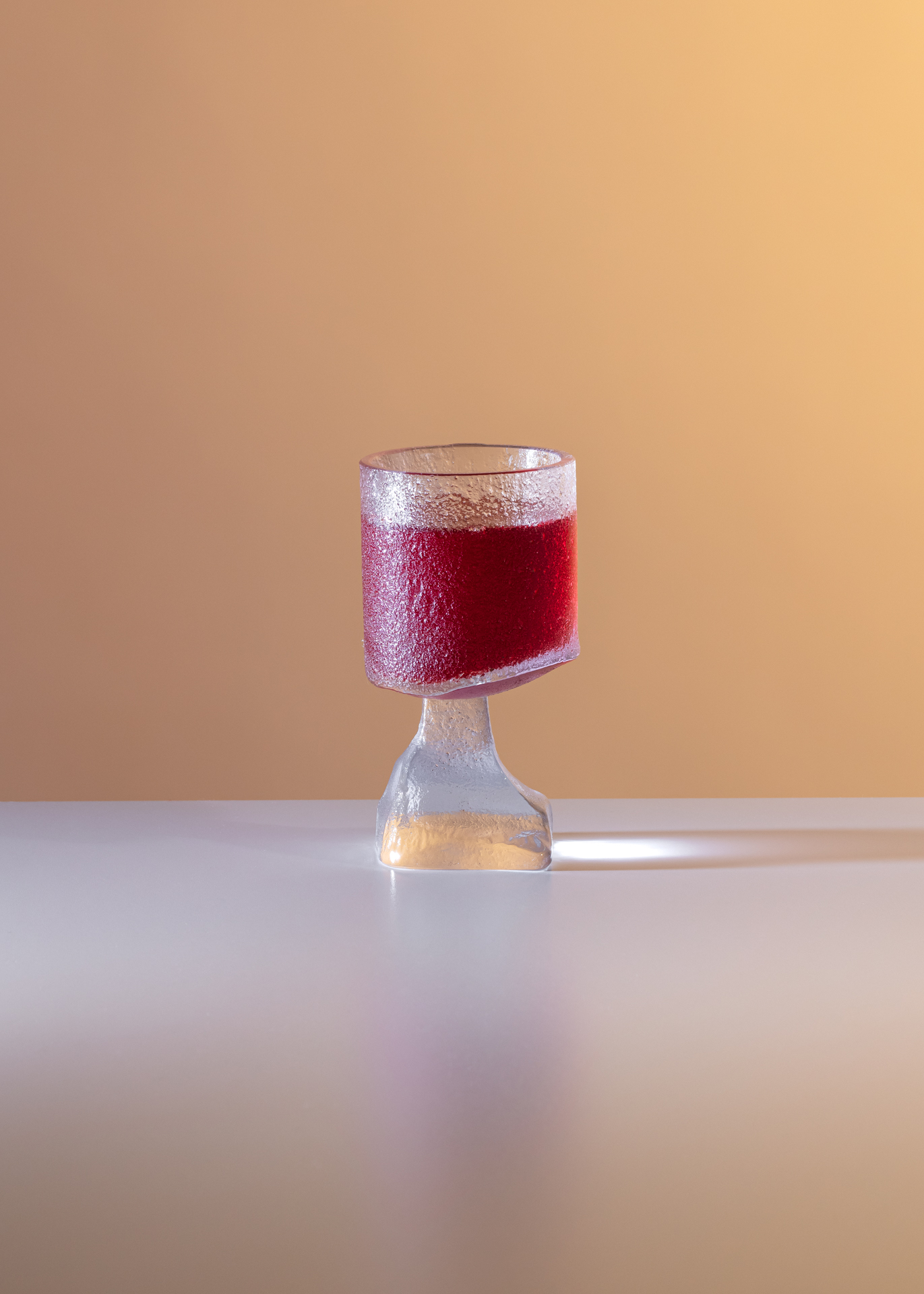 Cocktail con Bourbon, Campari e Vermouth.