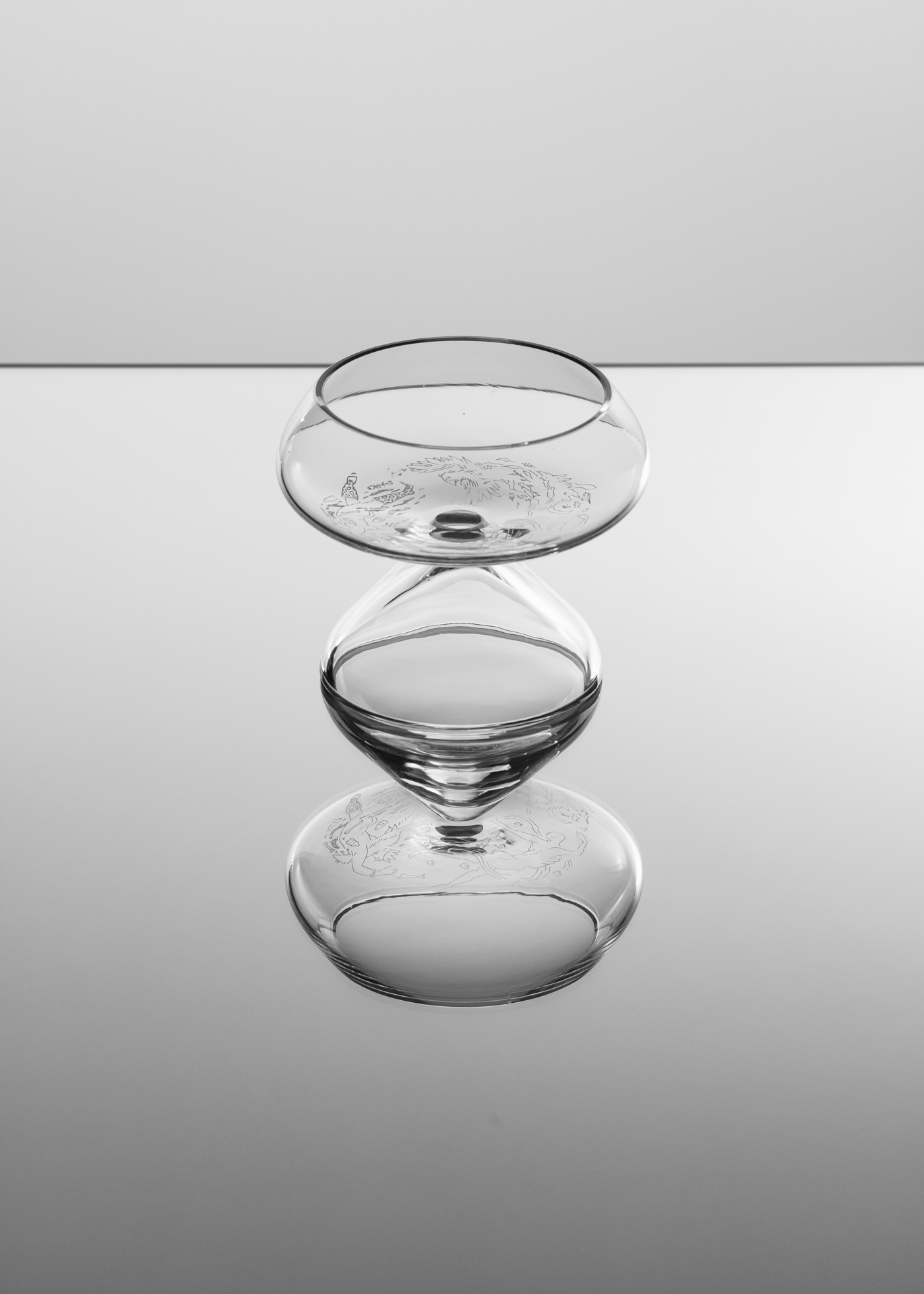 Hopeful Futur, un omaggio a Anab Jain di Joseph Curle e Constance Thiessoz.