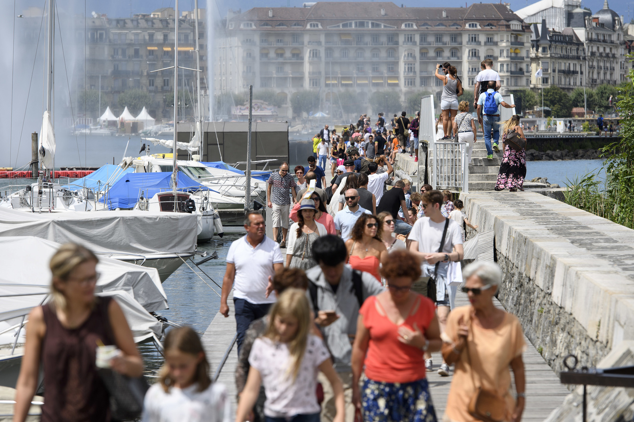 Des touristes à Genève
