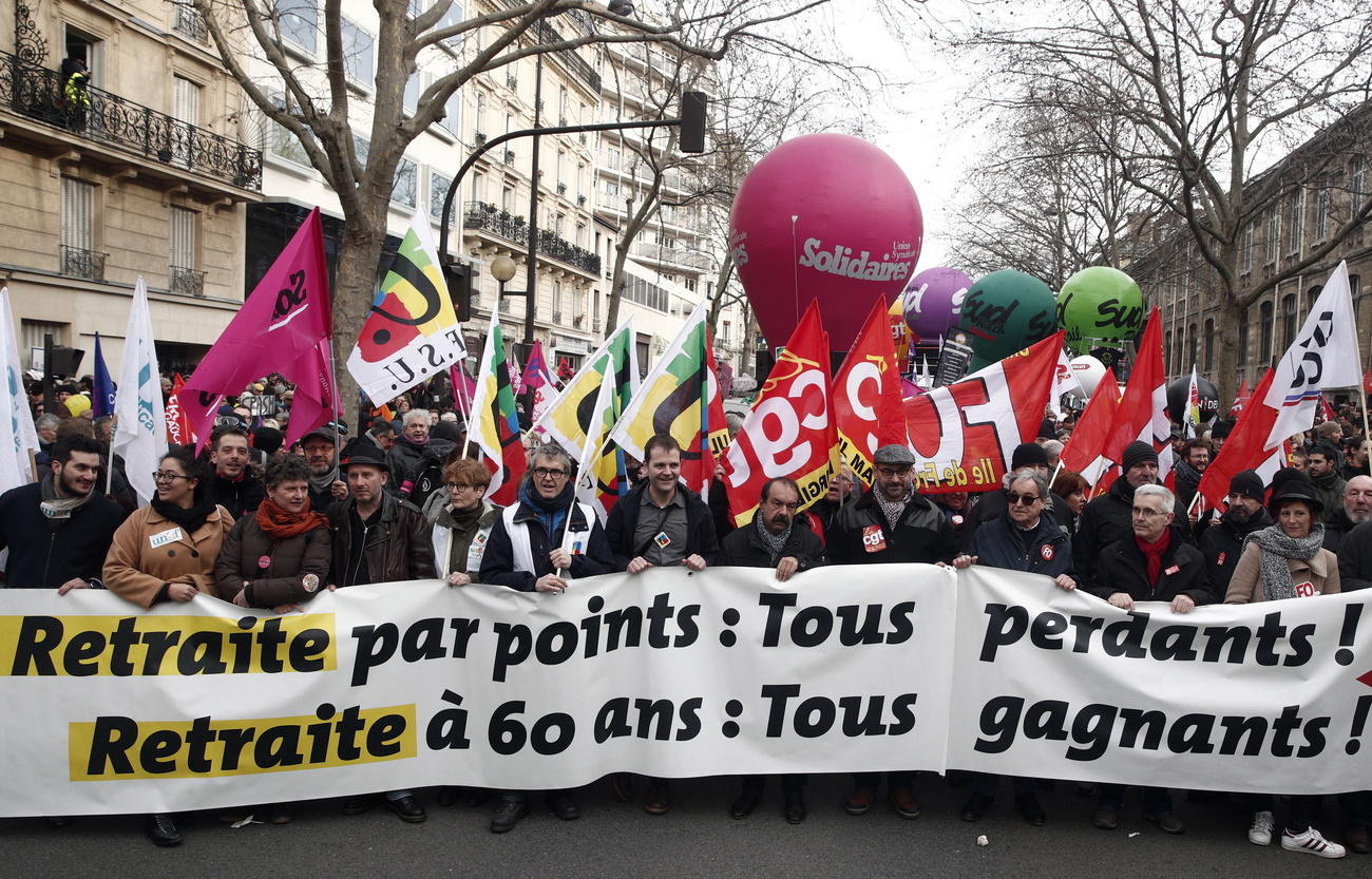 Manifestation contre la réforme des retraites, le 11 janvier à Paris