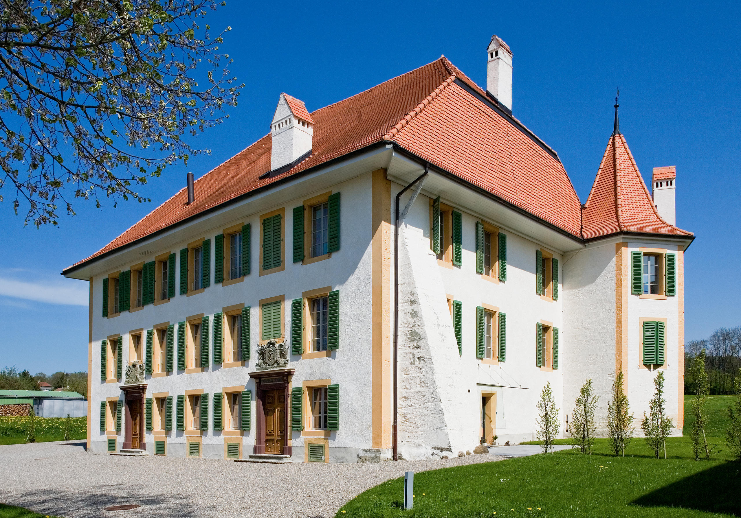 Vue extérieure d un château